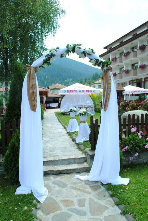 Yagodina Family Hotel エクステリア 写真